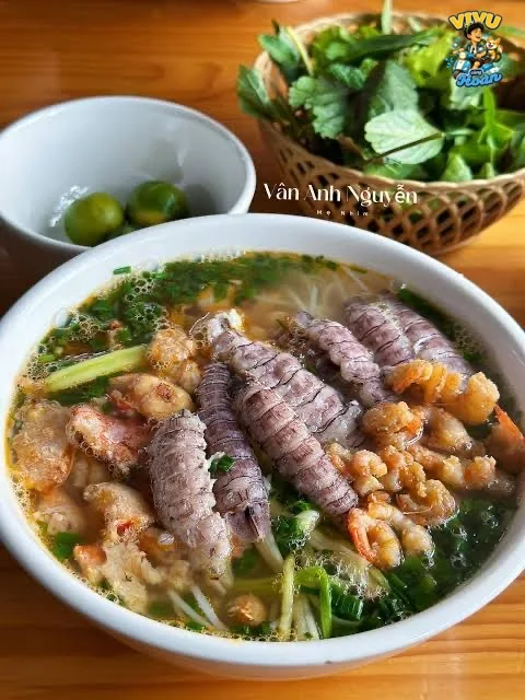 Ảnh tham khảo về Bánh Cuốn Chả Mực Bún Cù Kỳ Bà Lan Hạ Long