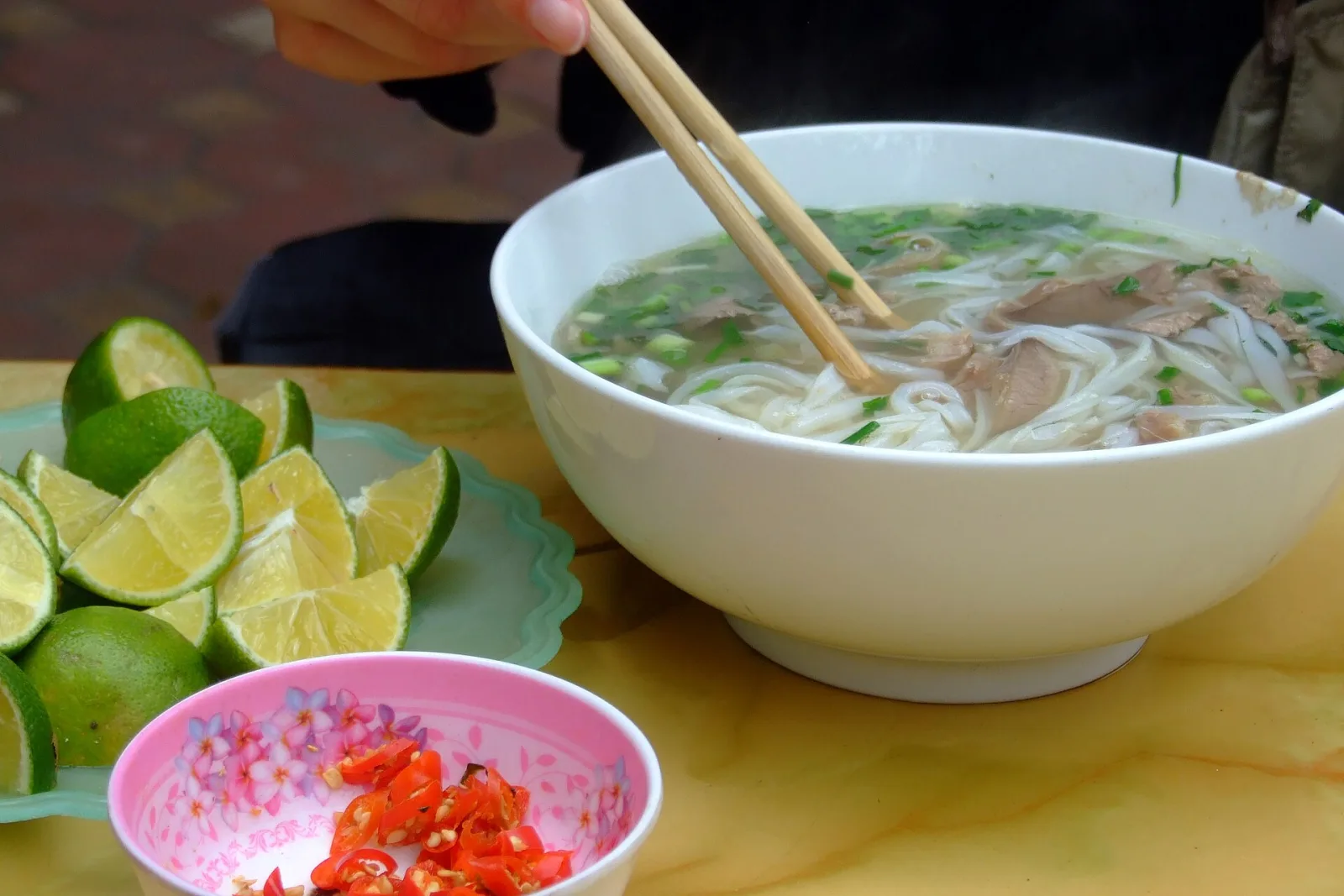 Ảnh minh họa cho Food tour Hạ Long 1 ngày