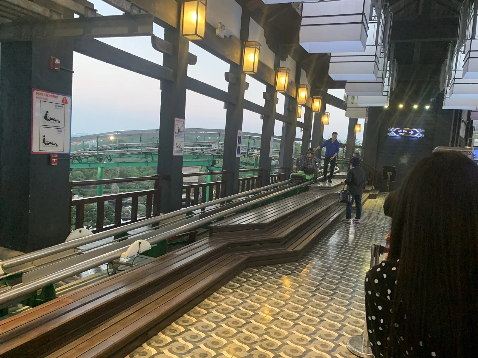 Ảnh minh họa cho Hạ Long tháng 8