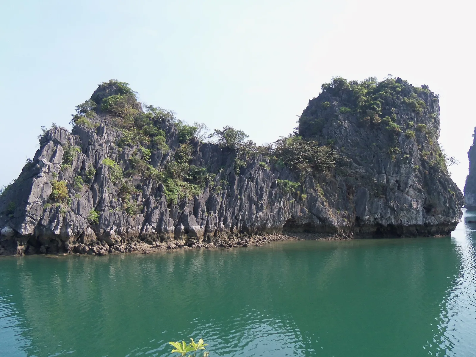 Ảnh minh họa cho Lịch trình Hạ Long 2 ngày 1 đêm cho người đi lần đầu