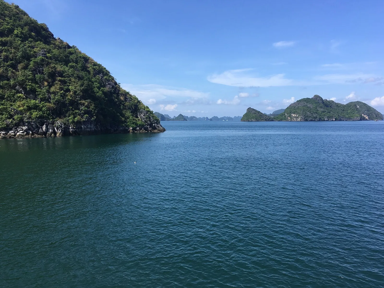 Ảnh minh họa cho Lịch trình Hạ Long 1 ngày cho cặp đôi