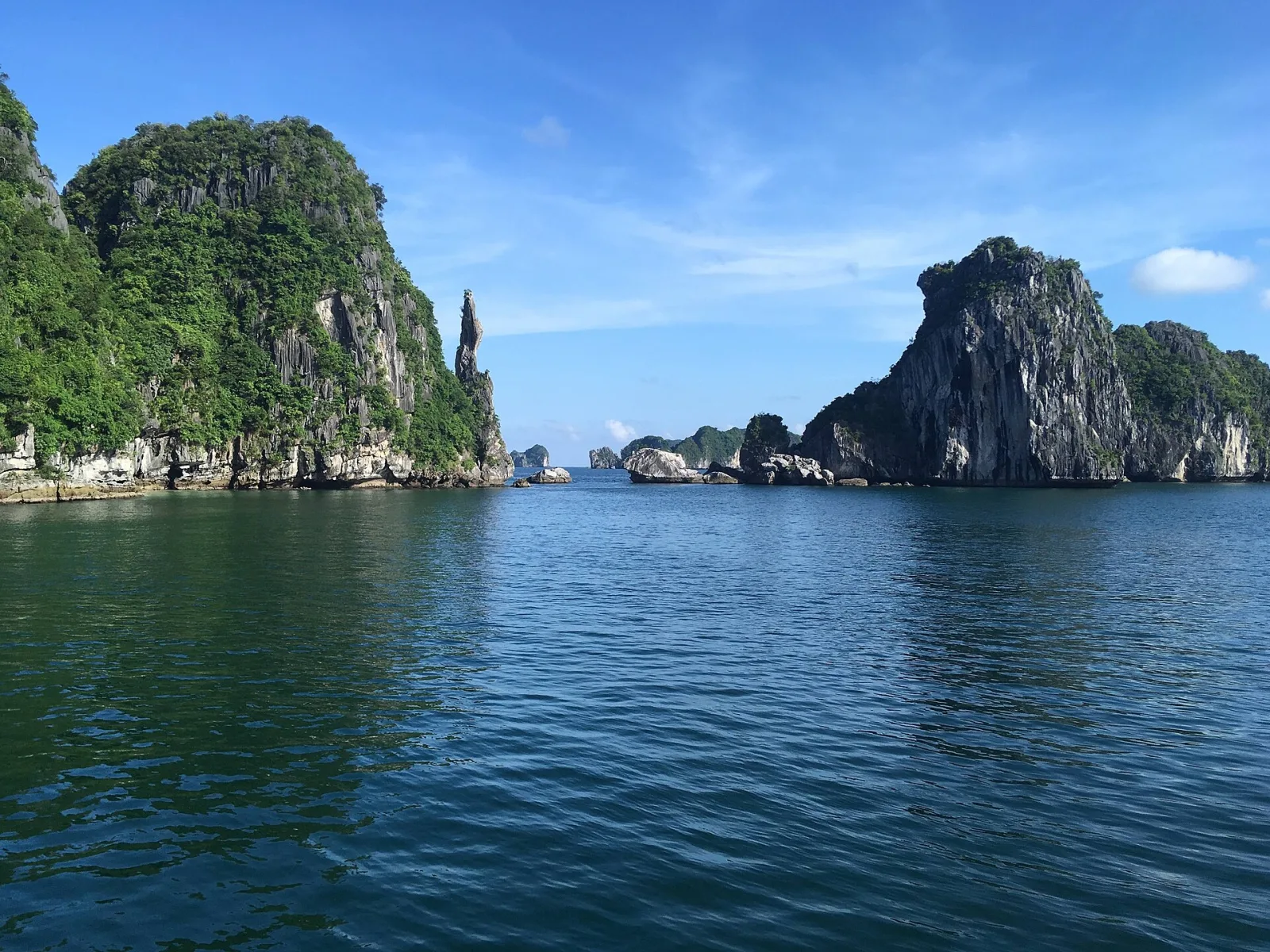 Ảnh minh họa cho Lịch trình Hạ Long 2 ngày 1 đêm cho nhóm 10 người