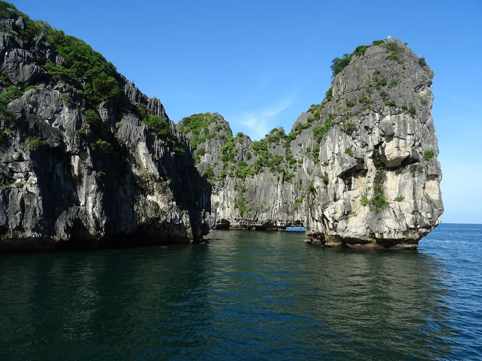 Ảnh minh họa cho Lịch trình Hạ Long 2 ngày 1 đêm cho nhóm 20 người