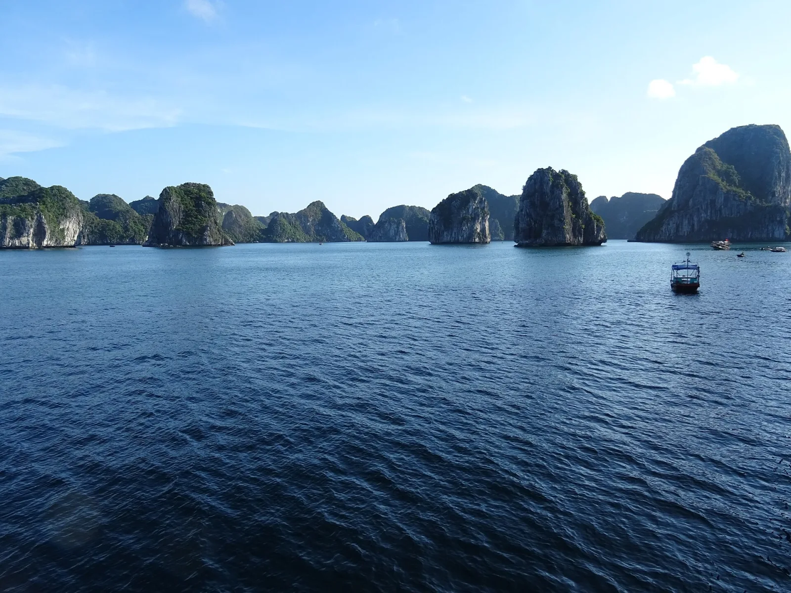 Ảnh minh họa cho Lịch trình Hạ Long 2 ngày 1 đêm cho cặp đôi
