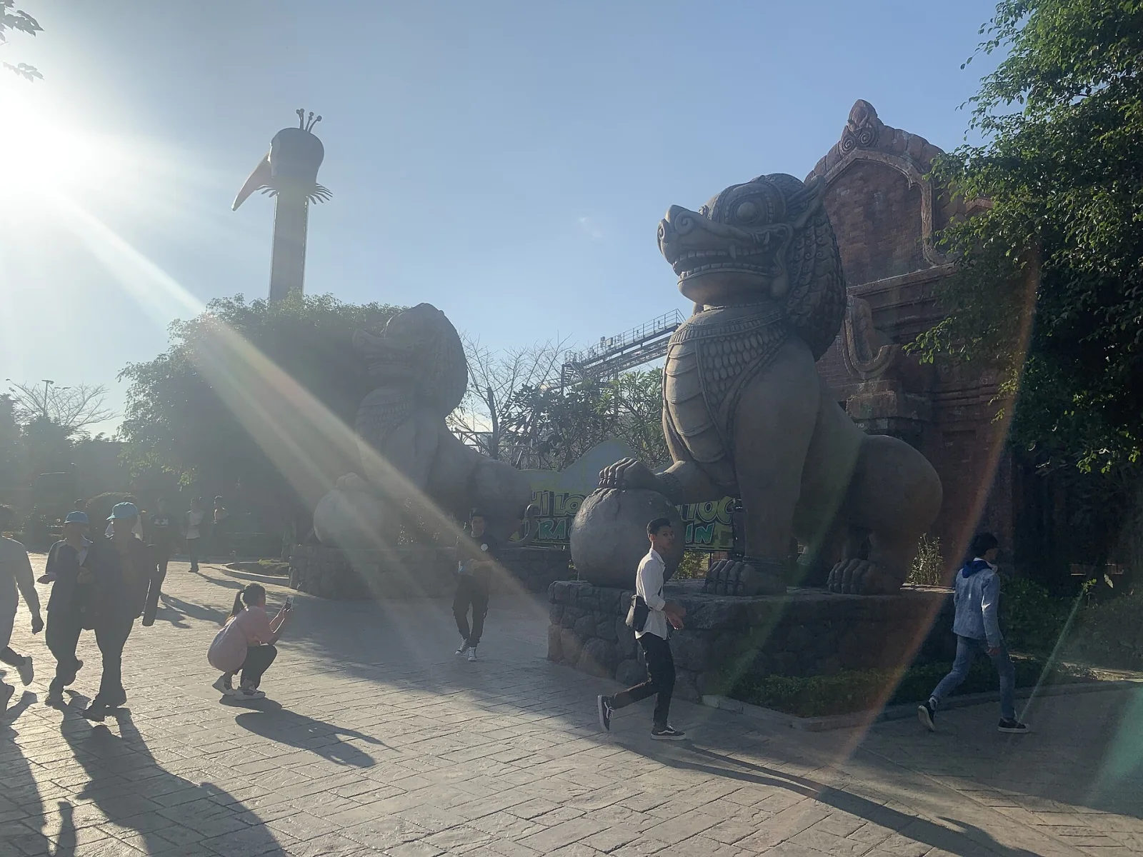 Ảnh minh họa Đi Sun World Hạ Long với trẻ nhỏ: khu nào phù hợp?